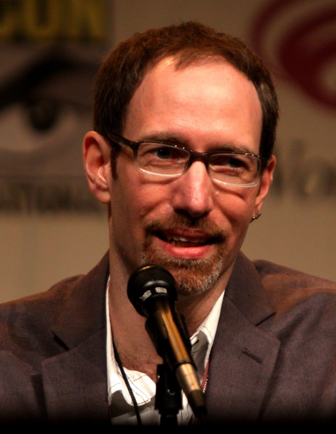 Joe Kelly speaking at WonderCon, 2012.